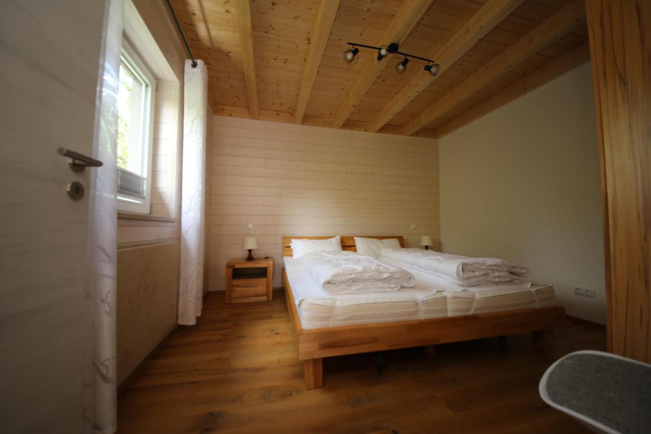 Ferienhaeuser Campingplatz Kinding Bagian luar foto