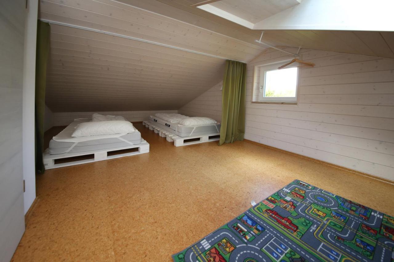 Ferienhaeuser Campingplatz Kinding Bagian luar foto